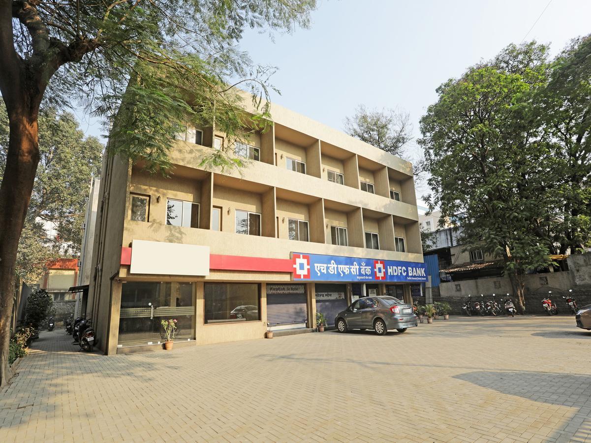 Oyo 1194 Hotel Gulmohr Pune Exteriör bild