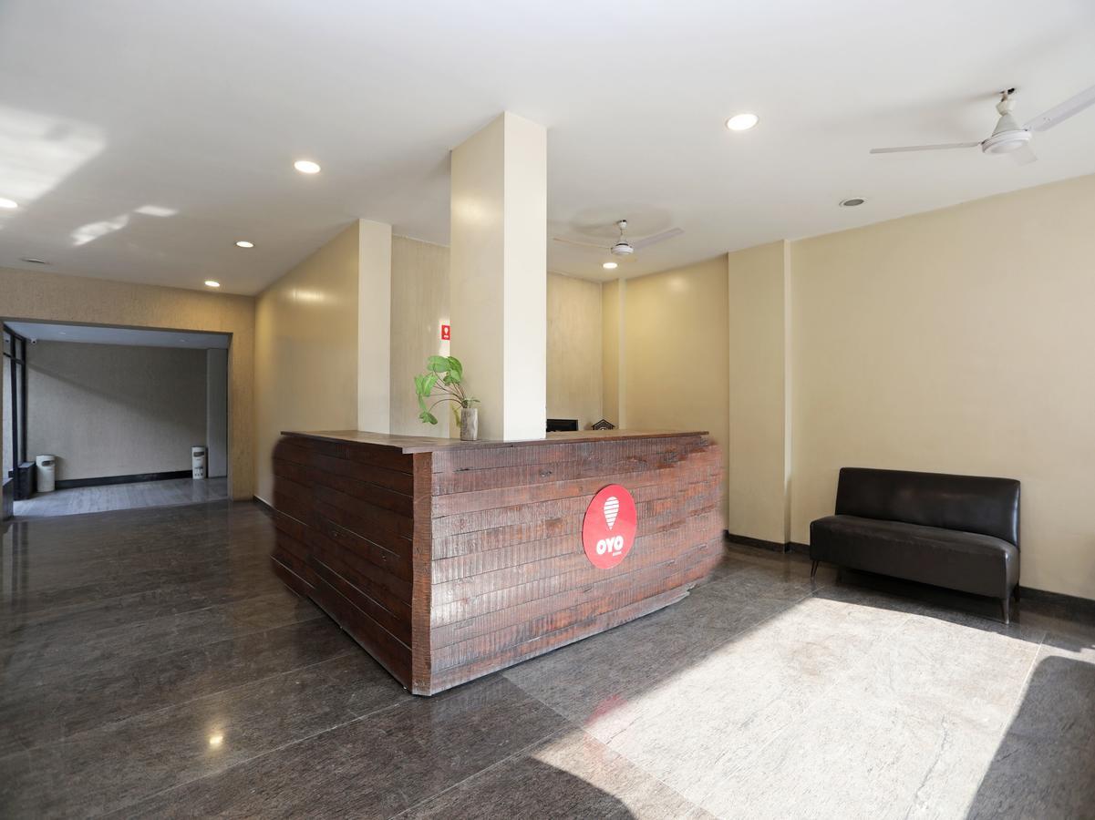Oyo 1194 Hotel Gulmohr Pune Exteriör bild
