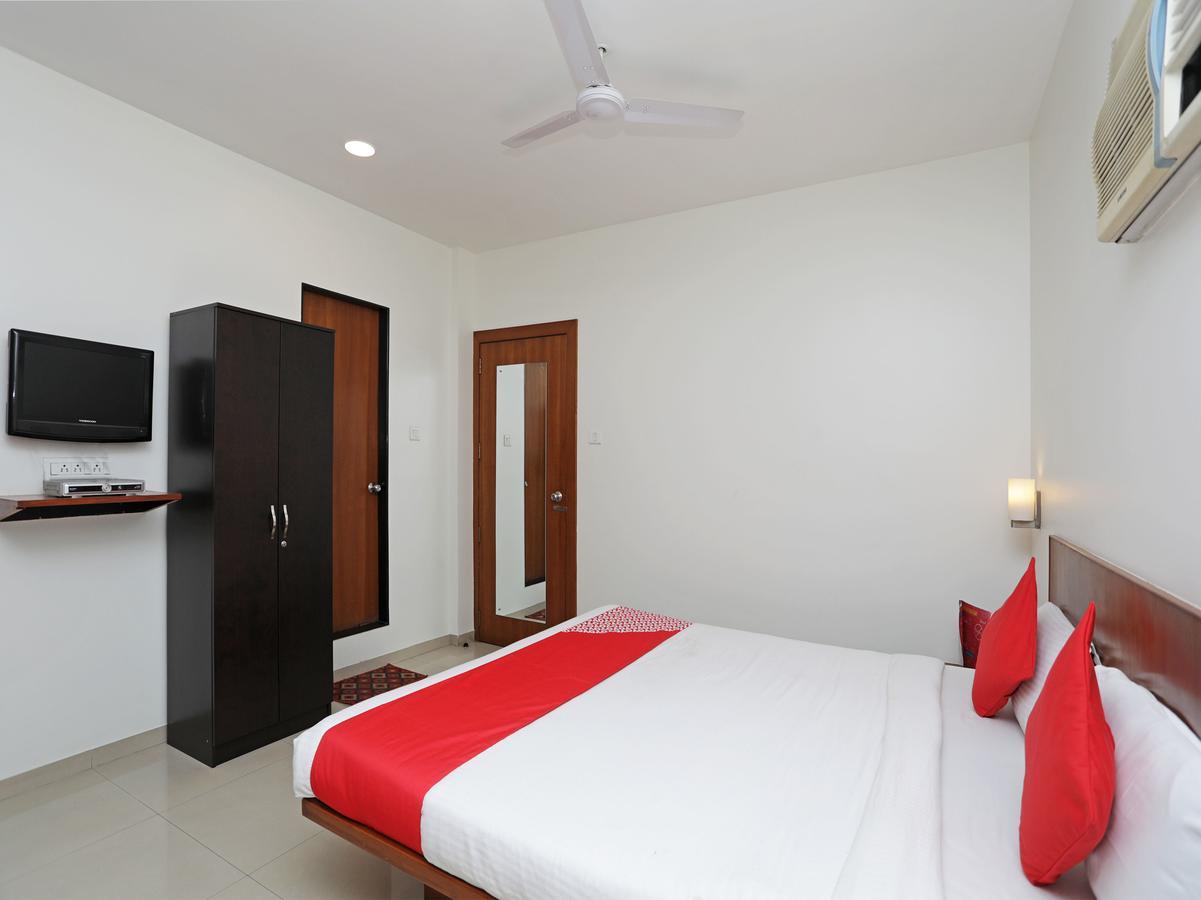 Oyo 1194 Hotel Gulmohr Pune Exteriör bild