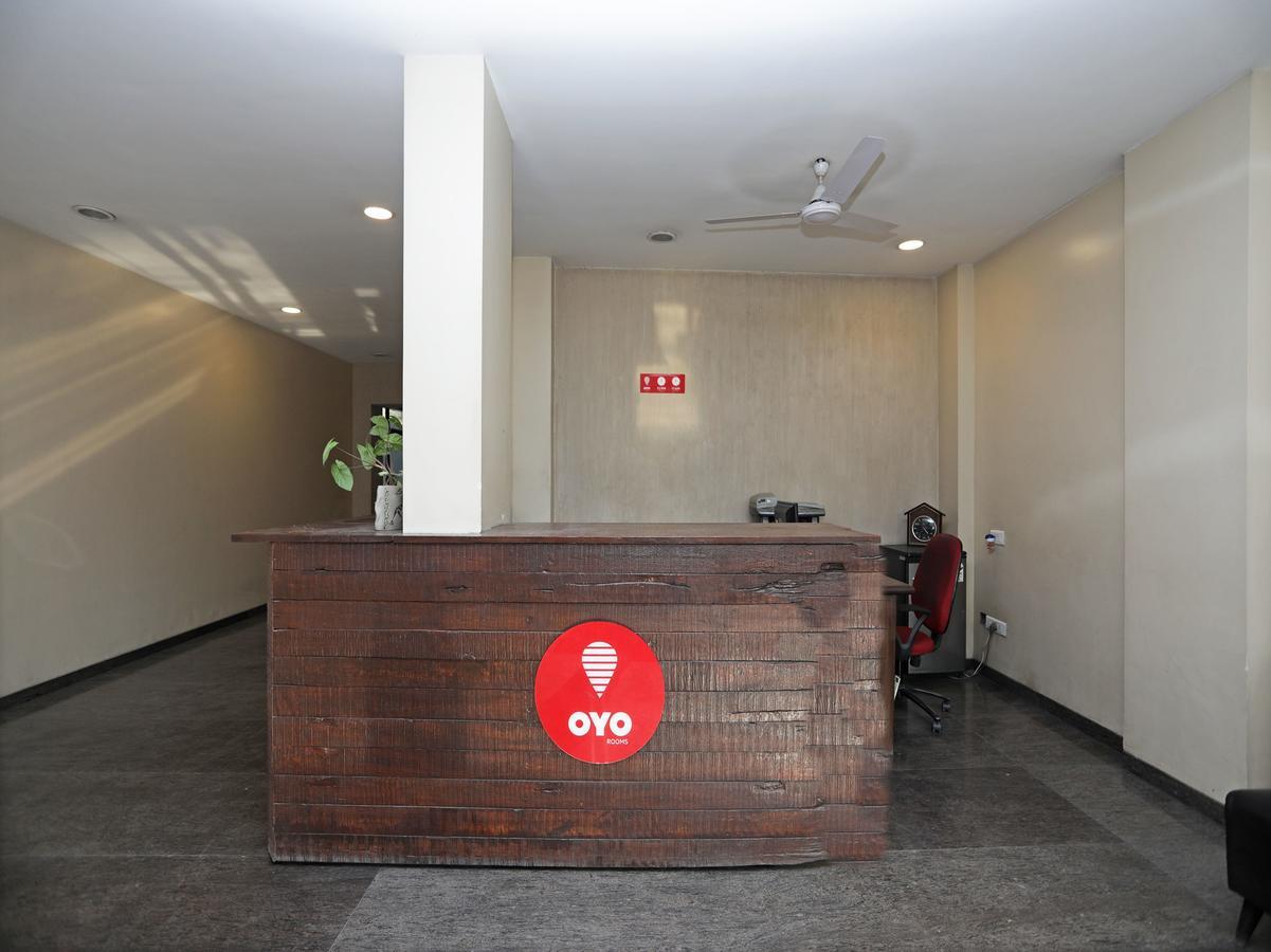 Oyo 1194 Hotel Gulmohr Pune Exteriör bild